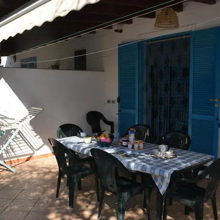 Semesterbostad Casa Linda A *